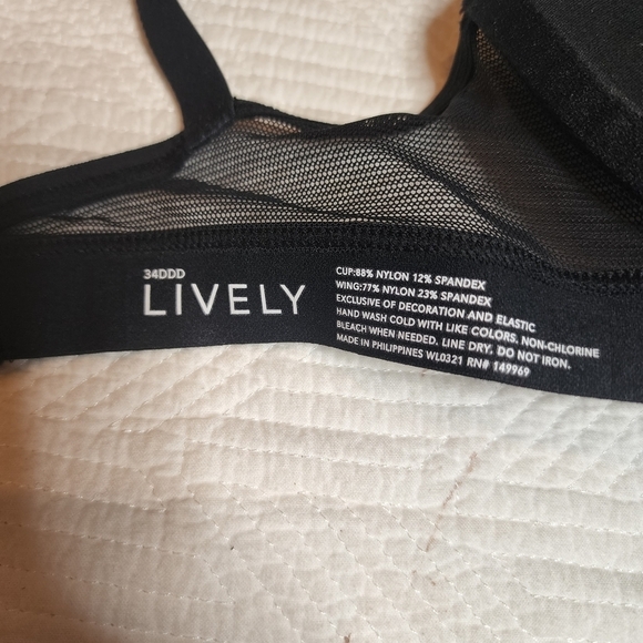 Lively black lace bra- convertable racerback - Picture 2 of 11